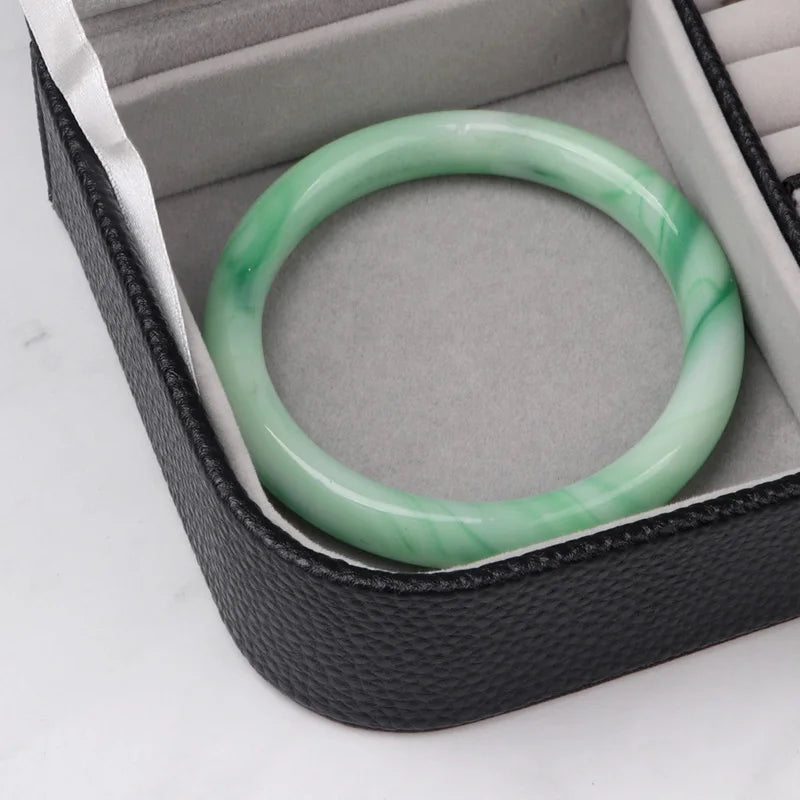 Veluxe Case